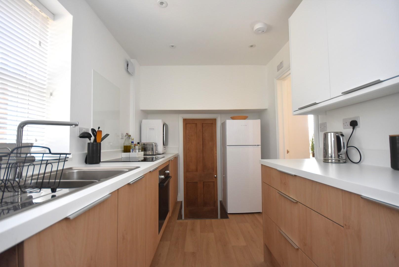 1A Sully Terrace, Penarth, Vale of Glamorgan, CF64 3DS